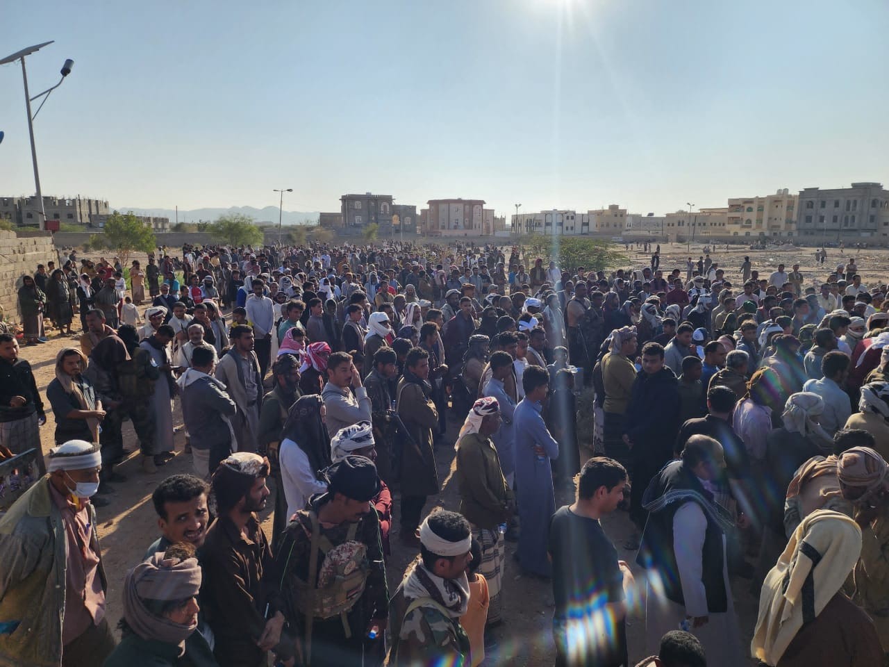 رئيس تنفيذية انتقالي شبوة يتقدم جموع مشيعي جثمان الشهيد خبازي