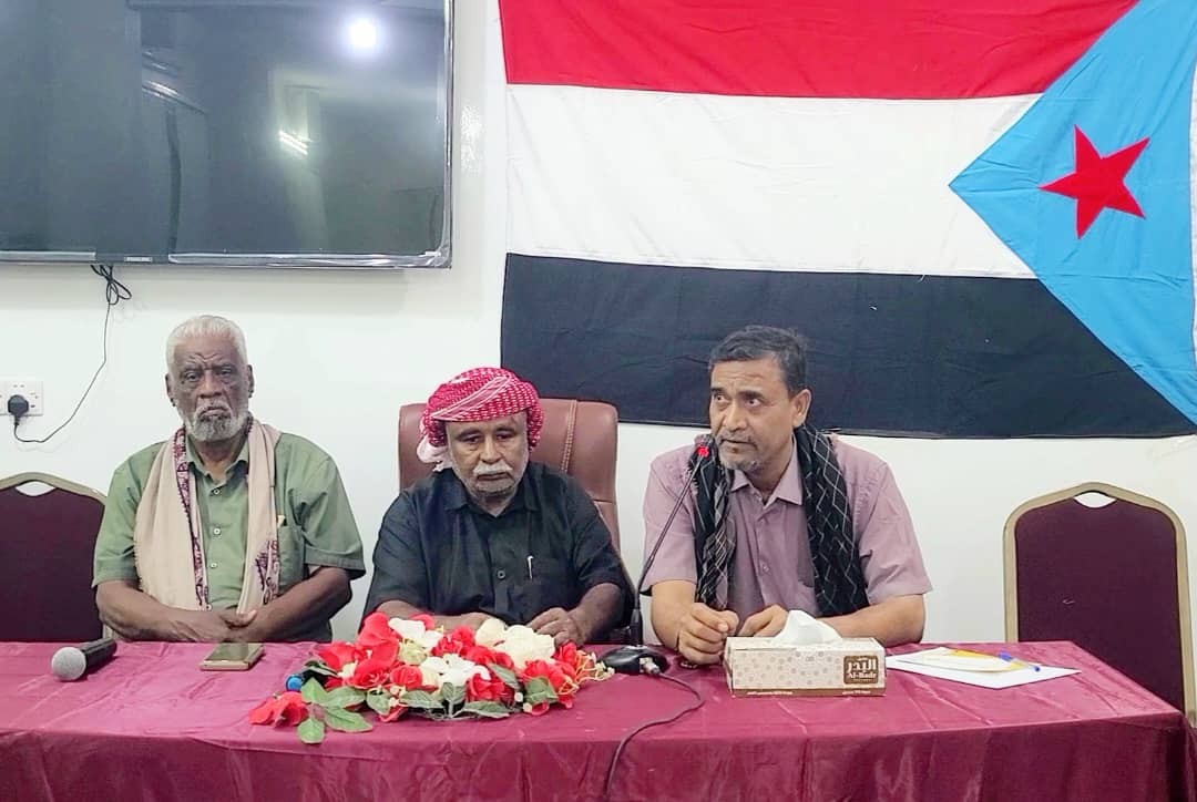 تنفيذية انتقالي تريم تدشن مسابقة الرئيس الزُبيدي لحفظ القرآن الكريم 7 تنفيذية انتقالي تريم تدشن مسابقة الرئيس الزُبيدي لحفظ القرآن الكريم