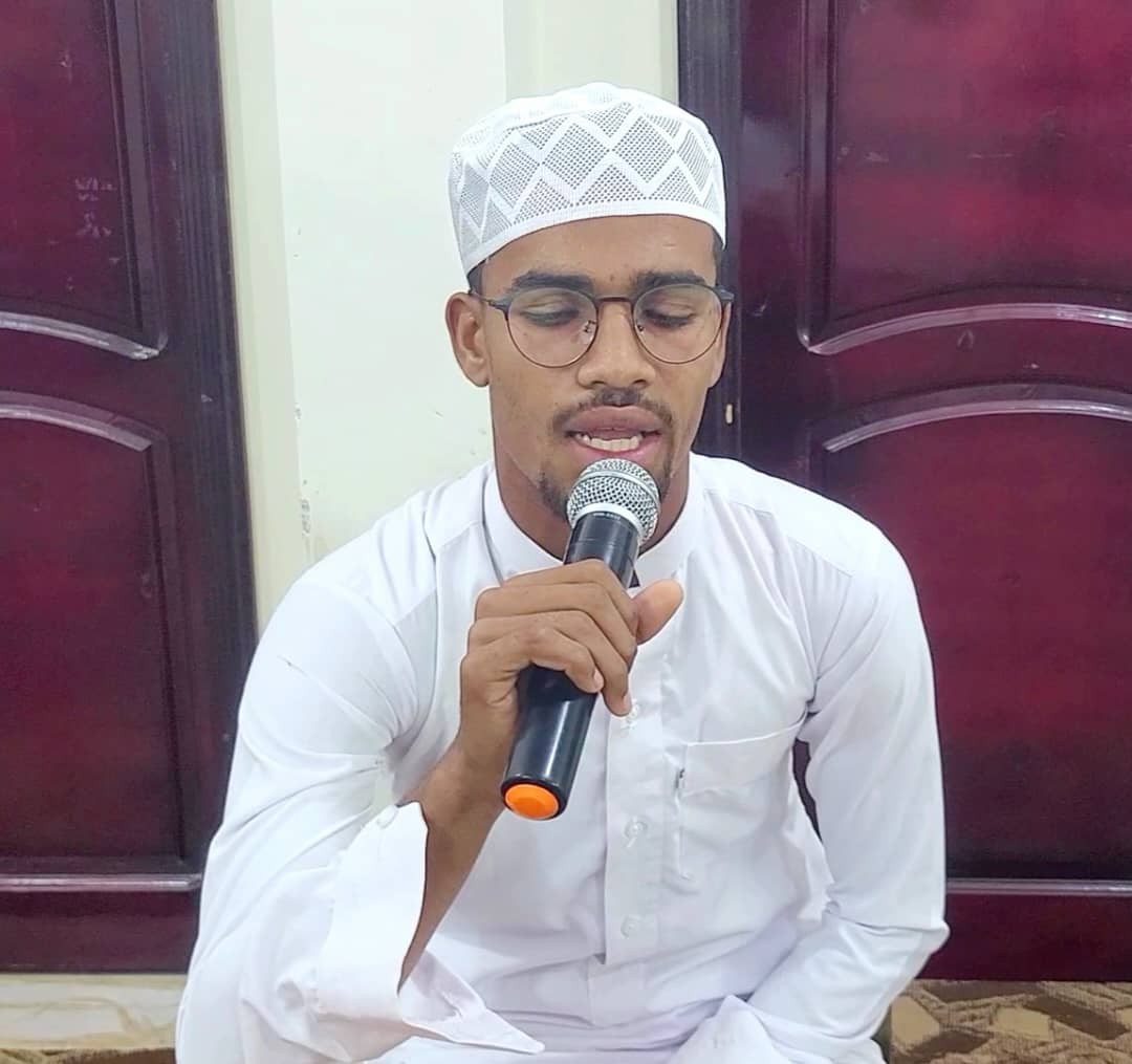 تنفيذية انتقالي تريم تدشن مسابقة الرئيس الزُبيدي لحفظ القرآن الكريم 2 تنفيذية انتقالي تريم تدشن مسابقة الرئيس الزُبيدي لحفظ القرآن الكريم