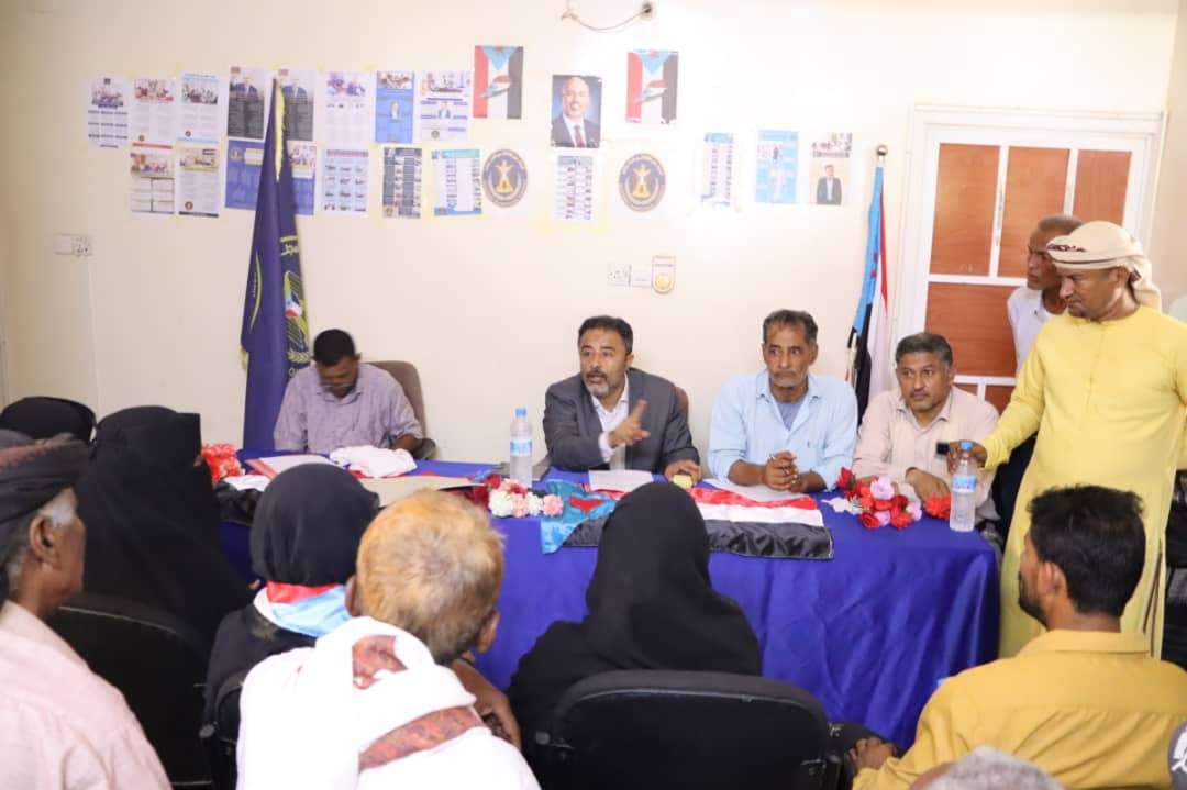 الحييد يرأس اجتماعا استثنائيا للقيادة المحلية لانتقالي زنجبار الحييد يرأس اجتماعا استثنائيا للقيادة المحلية لانتقالي زنجبار