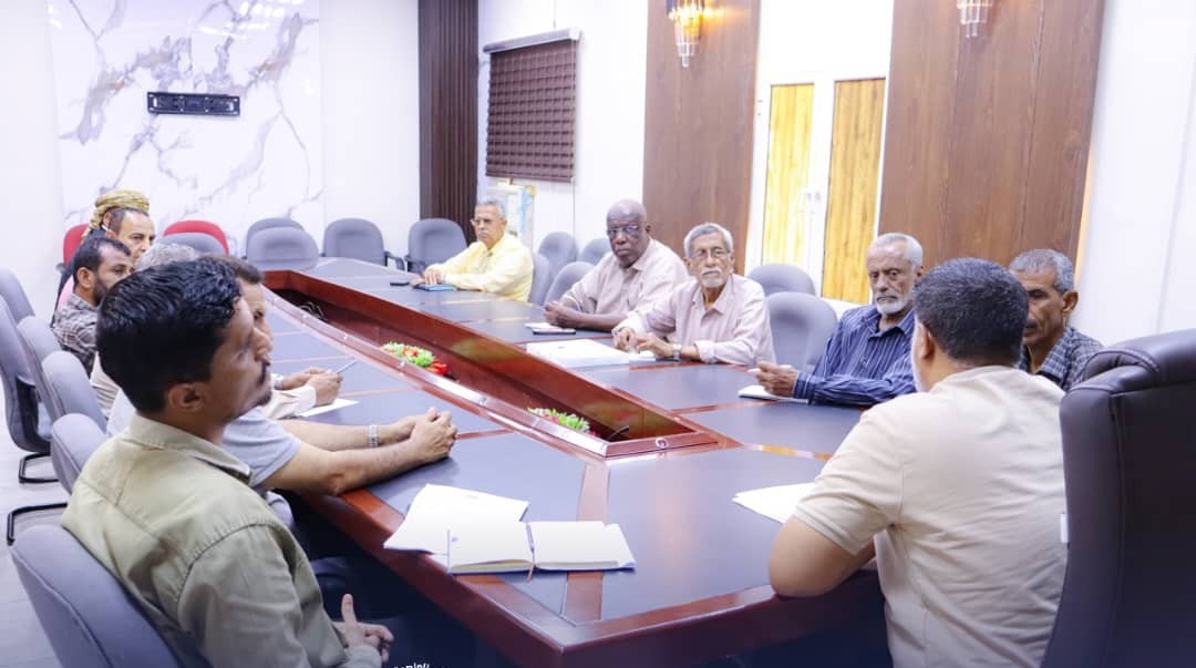 الزامكي يترأس اجتماعًا استثنائيًا لقيادات انتقالي عدن لمناقشة ترتيبات الفعالية الجماهيرية للتنديد بانتهاكات المكلا