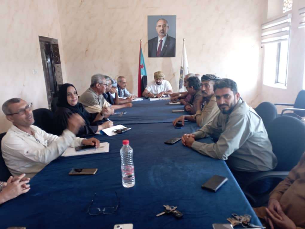 تنفيذية انتقالي خورمكسر تناقش خطط وبرامج المرحلة المقبلة