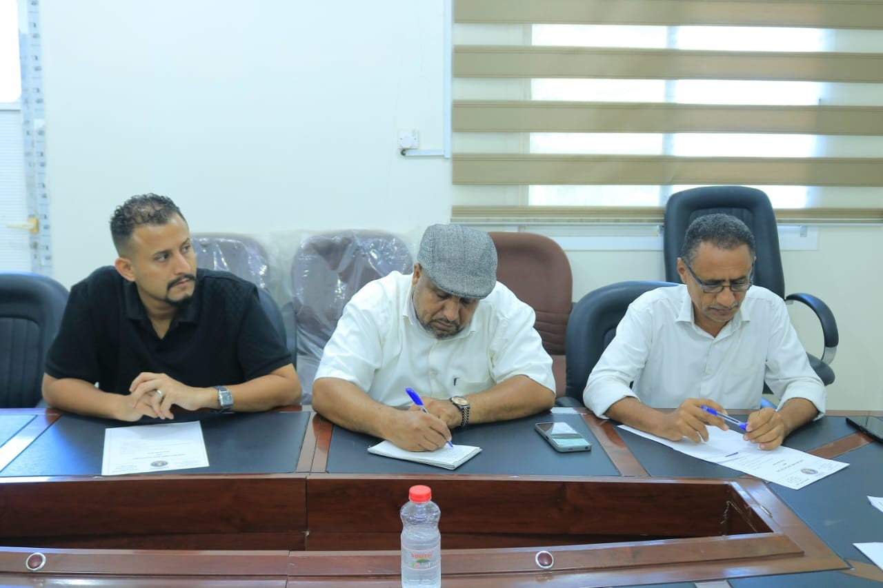 هيئة الشؤون القانونية تناقش ملفات الجرائم التي ارتكبتها السعودية وسلطات الأمر الواقع بحق شعب الجنوب