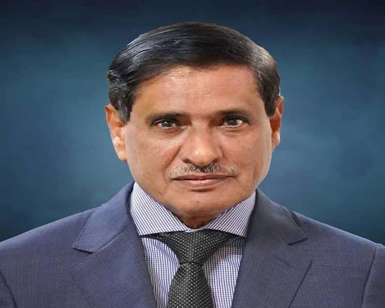 ‏من لا يستطيع البناء فعلى الأقل يكف يده عن الهدم