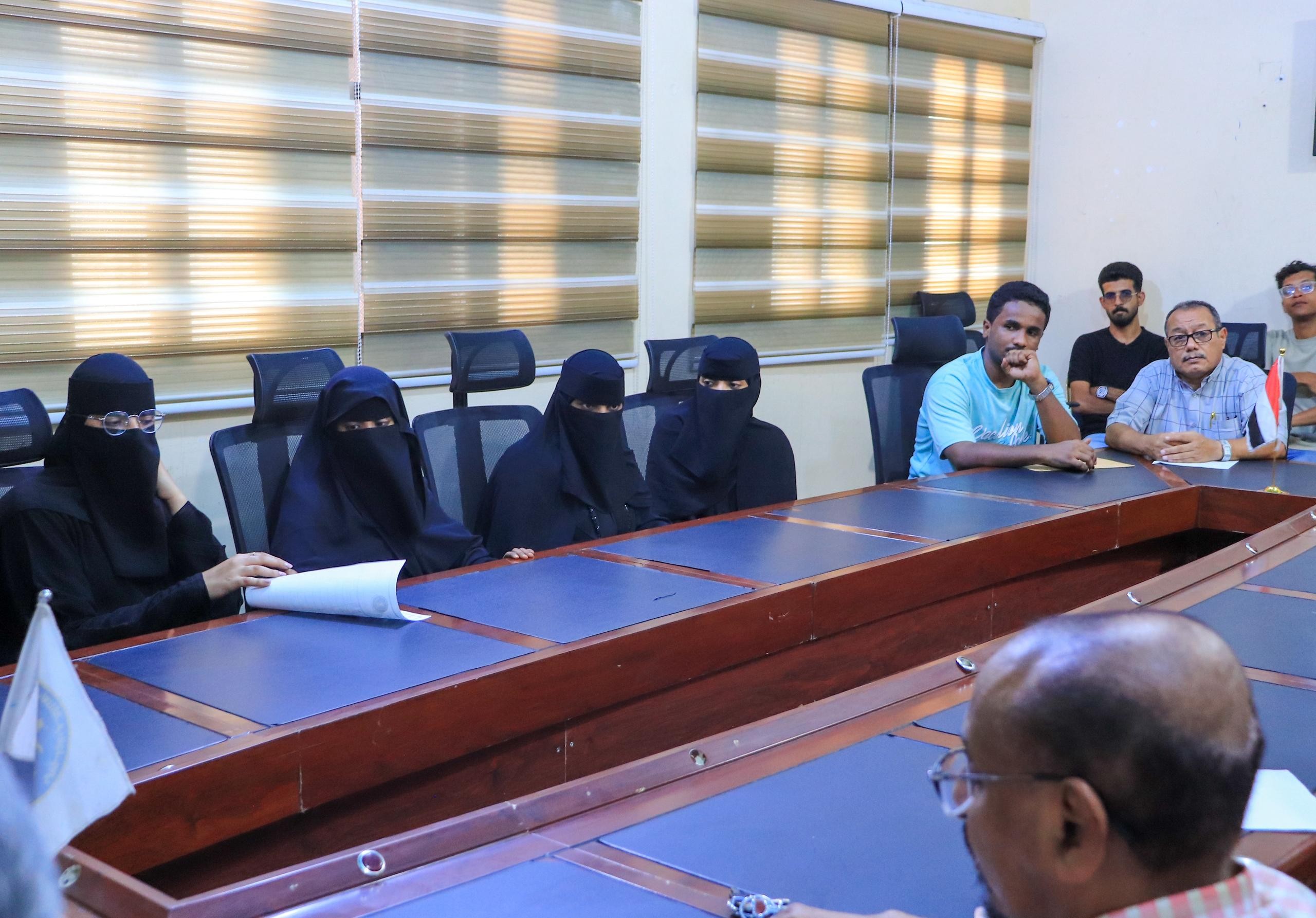 منسقية الانتقالي بجامعة حضرموت تعقد لقاءً موسعًا لرؤساء الهيئات التنفيذية بالكليات