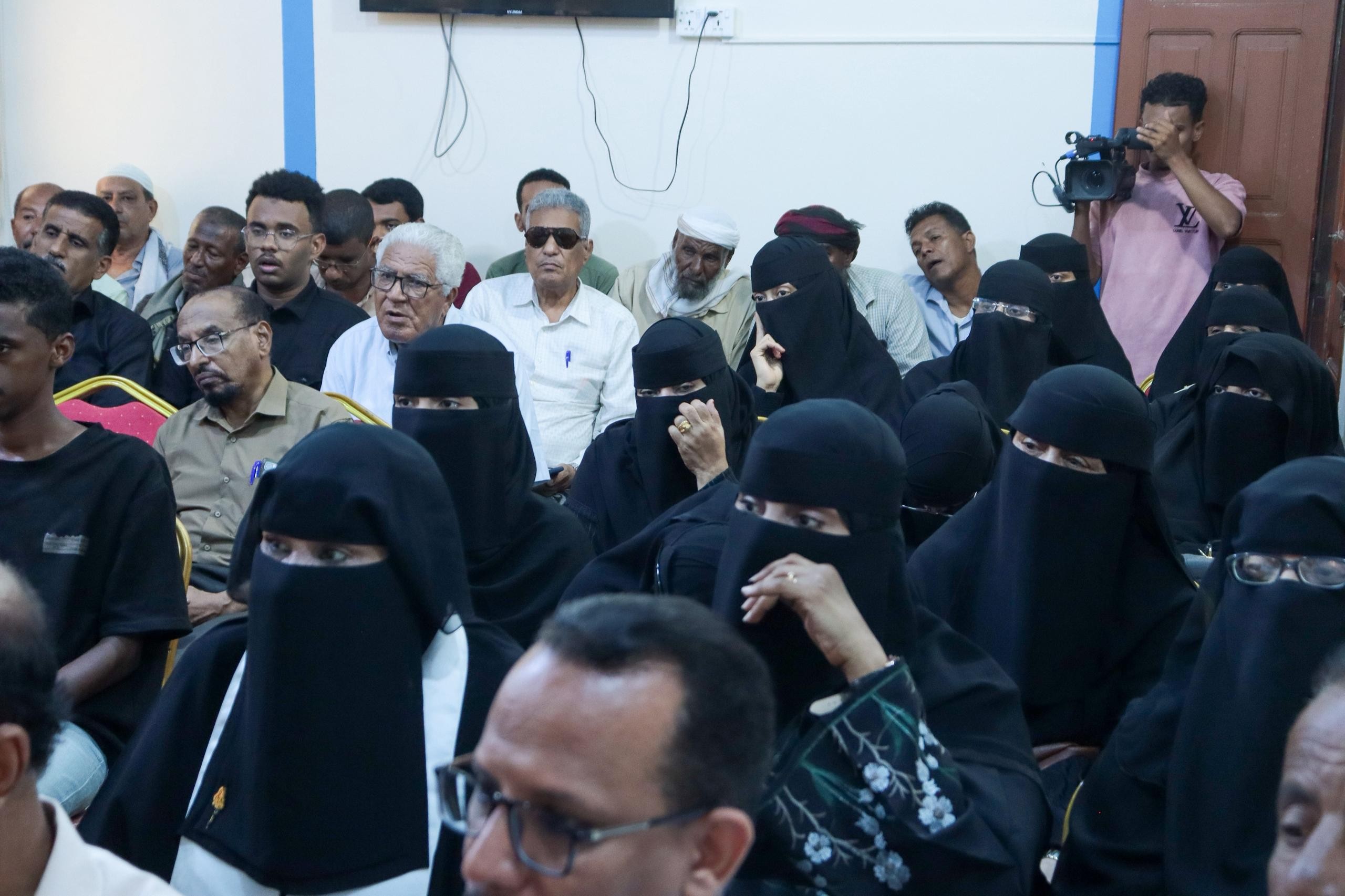 بمشاركة عمرو البيض .. منسقية المجلس بجامعة حضرموت تقيم ندوة في الذكرى الـ9 لتأسيس المجلس الانتقالي 6 بمشاركة عمرو البيض .. منسقية المجلس بجامعة حضرموت تقيم ندوة في الذكرى الـ9 لتأسيس المجلس الانتقالي