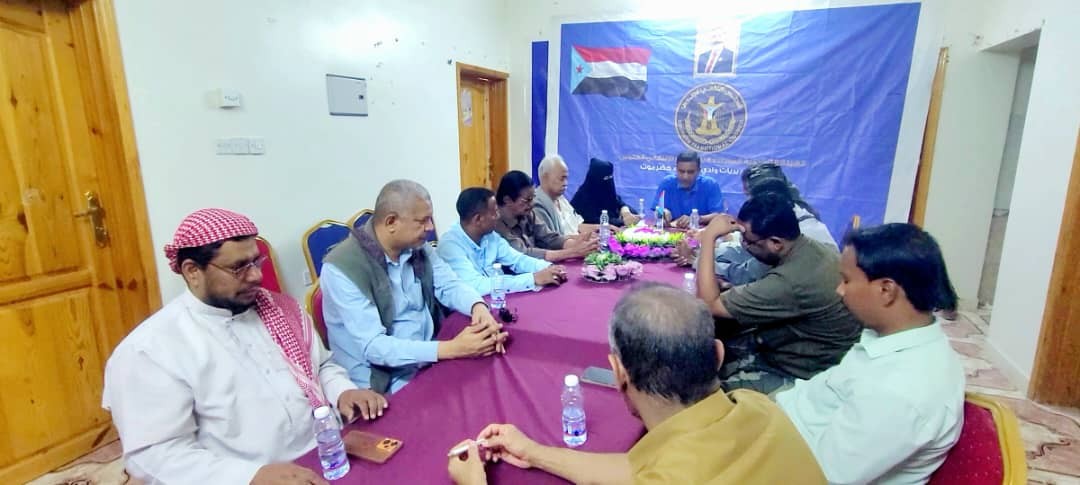 تنفيذية انتقالي وادي وصحراء حضرموت تعقد اجتماعها الدوري وتؤكد التمسك بخيار استعادة الدولة الجنوبية