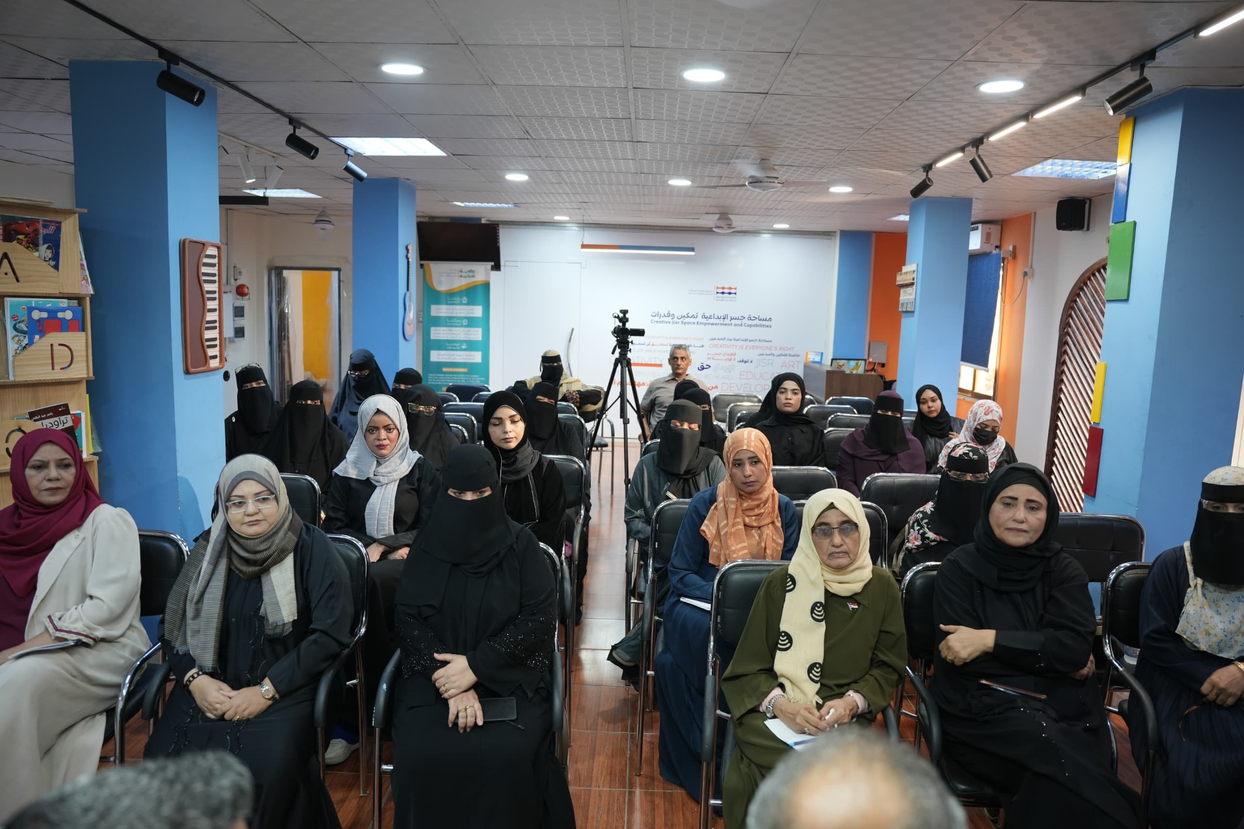 برعاية انتقالي العاصمة عدن.. ندوة سياسية تؤكد دور المرأة الجنوبية في مسيرة النضال الوطني