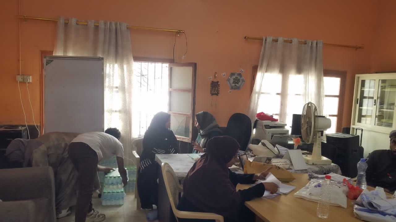 هيئة التعليم والشباب والرياضة تختتم نزولاتها الميدانية لتفقد امتحانات الثانوية العامة في مديريات العاصمة عدن