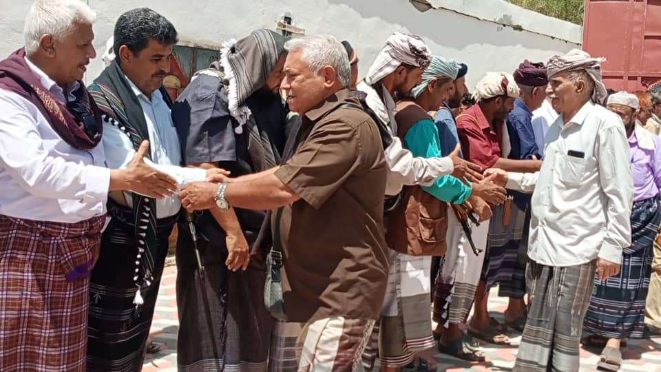 بتكليف من الرئيس الزُبيدي .. قيادات من المجلس الانتقالي تؤدي واجب العزاء لأسرة الرئيس عبدربه منصور هادي في مسقط رأسه بمديرية الوضيع بتكليف من الرئيس الزُبيدي .. قيادات من المجلس الانتقالي تؤدي واجب العزاء لأسرة الرئيس عبدربه منصور هادي في مسقط رأسه بمديرية الوضيع