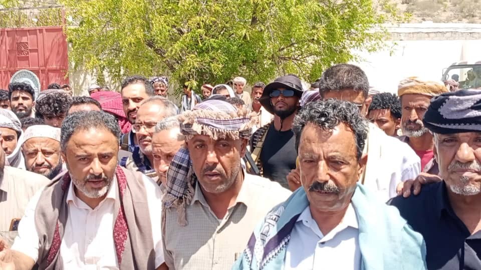 بتكليف من الرئيس الزُبيدي .. قيادات من المجلس الانتقالي تؤدي واجب العزاء لأسرة الرئيس عبدربه منصور هادي في مسقط رأسه بمديرية الوضيع 1 بتكليف من الرئيس الزُبيدي .. قيادات من المجلس الانتقالي تؤدي واجب العزاء لأسرة الرئيس عبدربه منصور هادي في مسقط رأسه بمديرية الوضيع