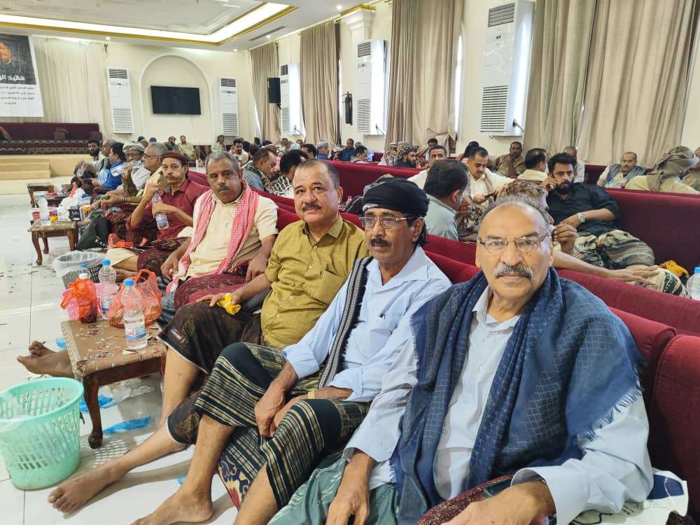 وفد من الجمعية الوطنية يؤدي واجب العزاء في وفاة الشيخ فيصل القطيبي