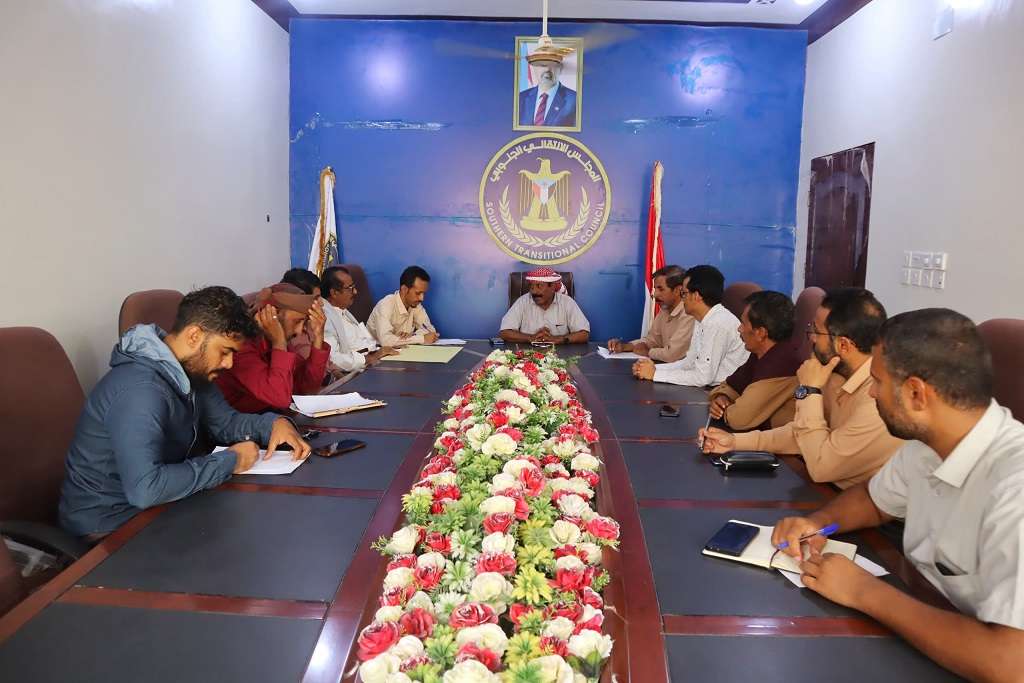 لحمر يترأس الاجتماع الدوري لتنفيذية انتقالي عتق