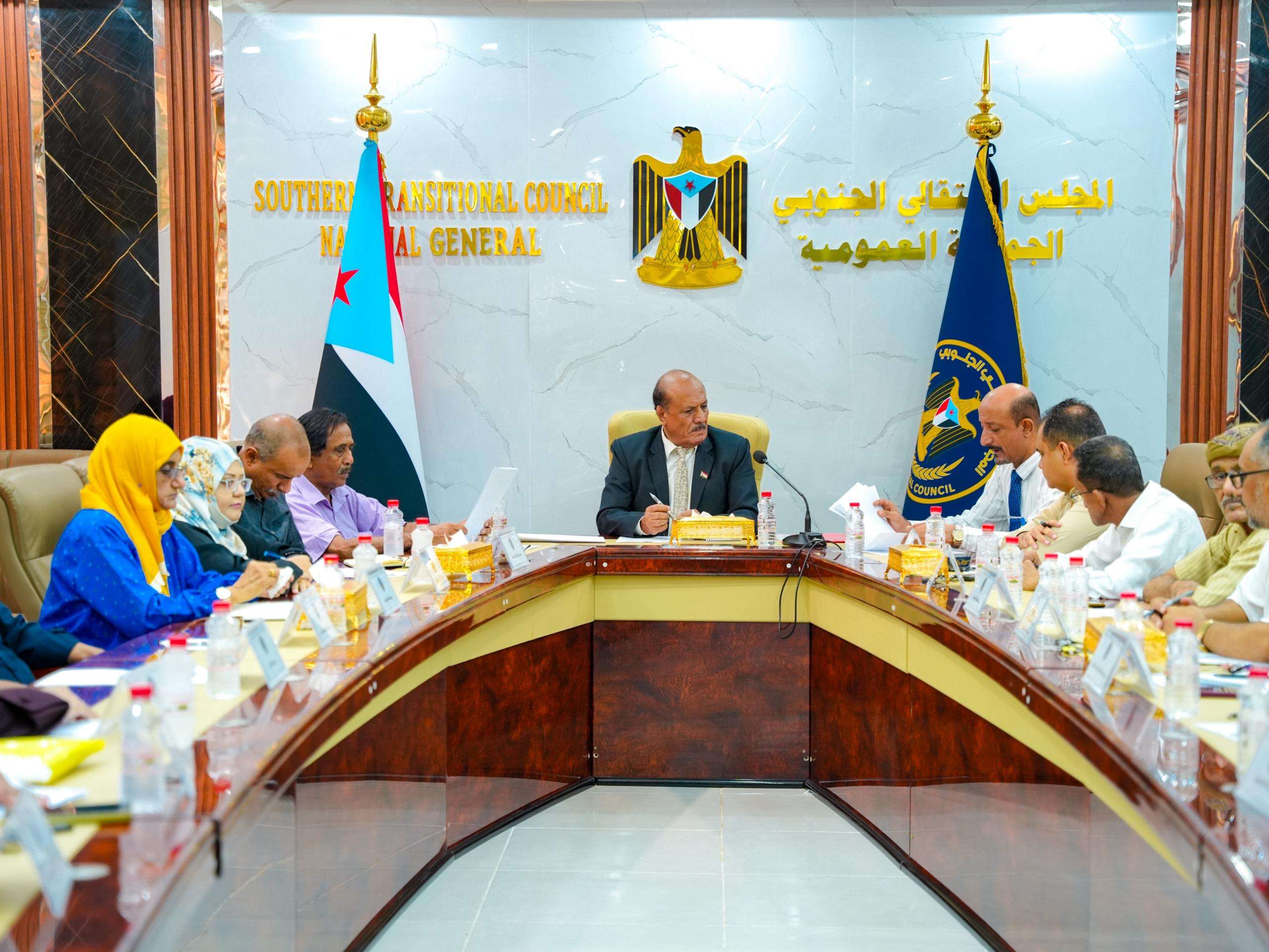 الهيئة الإدارية للجمعية الوطنية تشيد بتجربة العمل البرلماني في تعزيز الديمقراطيات ومكافحة الفساد وتندد بما تسمى مجالس التنسيق في تحريف العمل السياسي وموسسات الدولة الهيئة الإدارية للجمعية الوطنية تشيد بتجربة العمل البرلماني في تعزيز الديمقراطيات ومكافحة الفساد وتندد بما تسمى مجالس التنسيق في تحريف العمل السياسي وموسسات الدولة