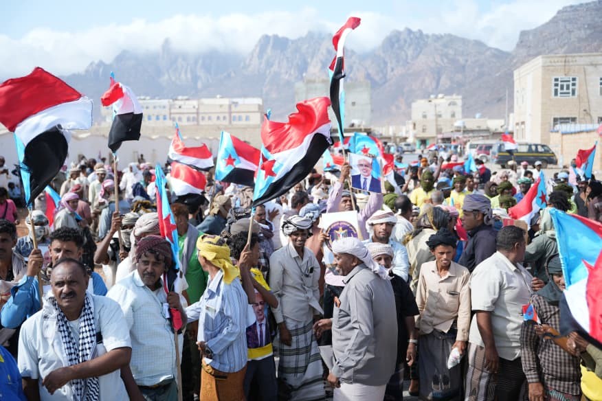 سقطرى تشهد حشودًا جماهيرية للتصعيد ضد الوصاية والاحتلال في ذكرى 7 يوليو