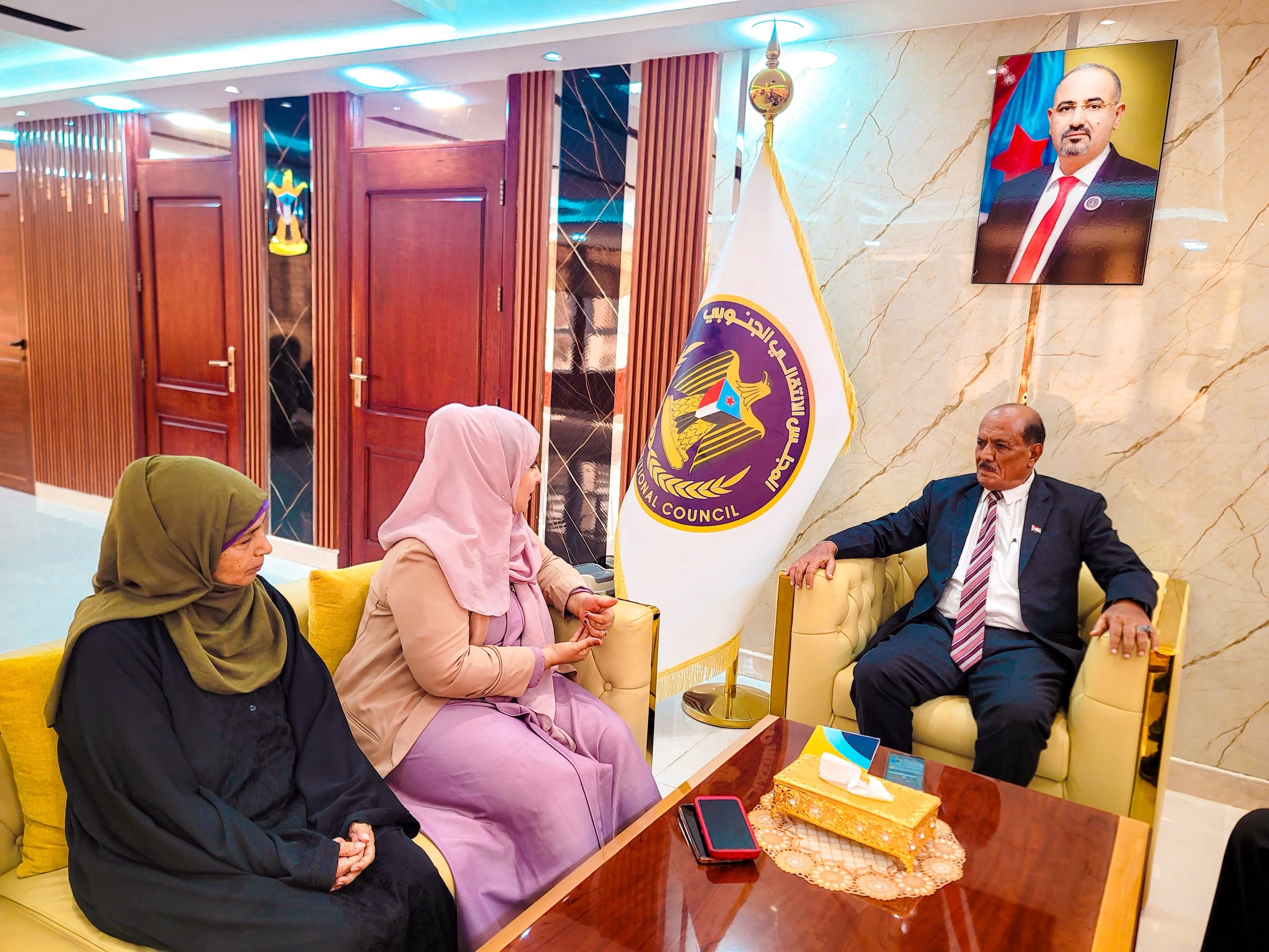 هرهرة يلتقي نائب رئيس نقابة الصحفيين الجنوبيين بمحافظة لحج 1 هرهرة يلتقي نائب رئيس نقابة الصحفيين الجنوبيين بمحافظة لحج