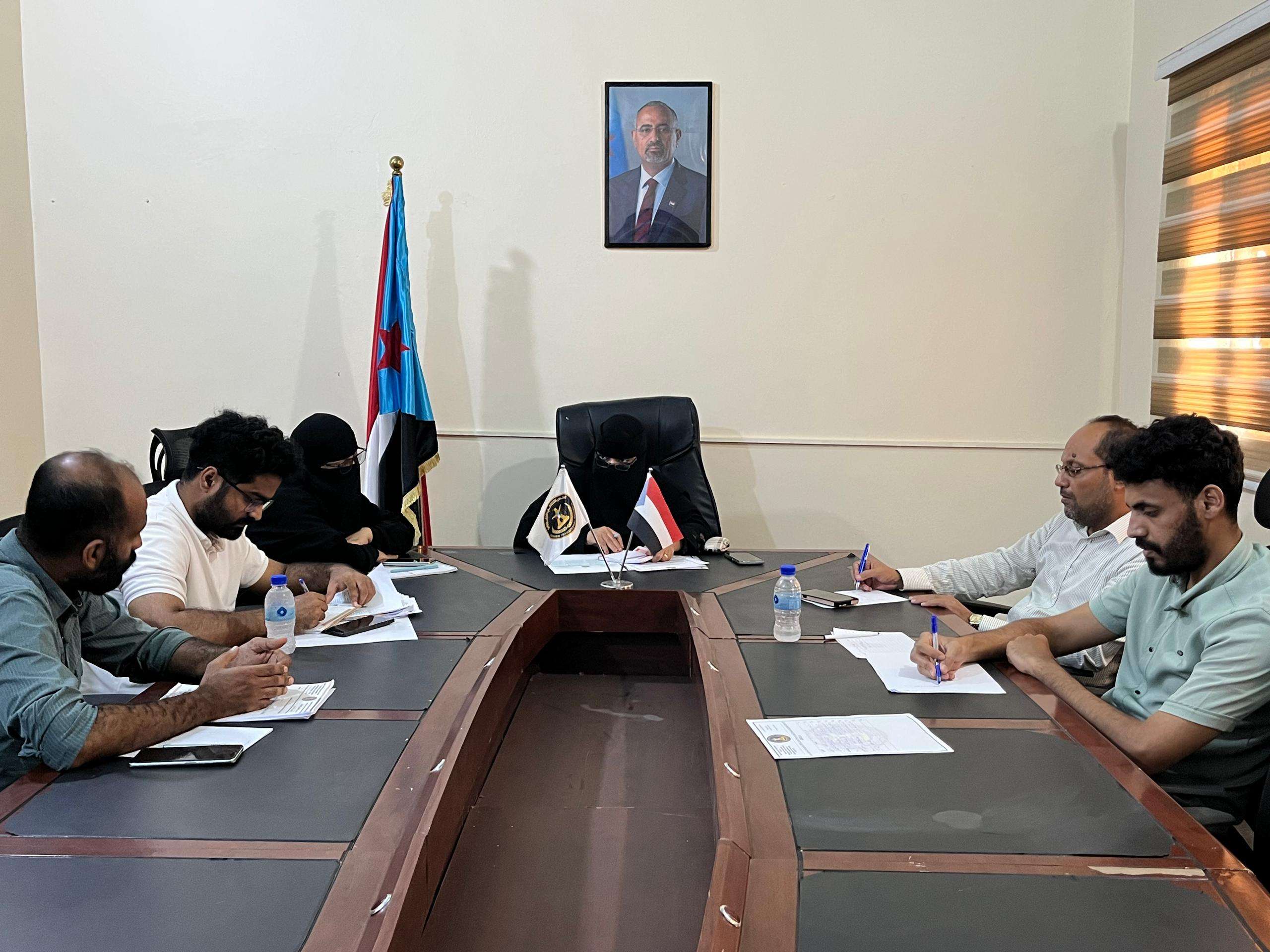 منسقية الانتقالي بجامعة حضرموت تناقش خطط التصعيد الشعبي منسقية الانتقالي بجامعة حضرموت تناقش خطط التصعيد الشعبي