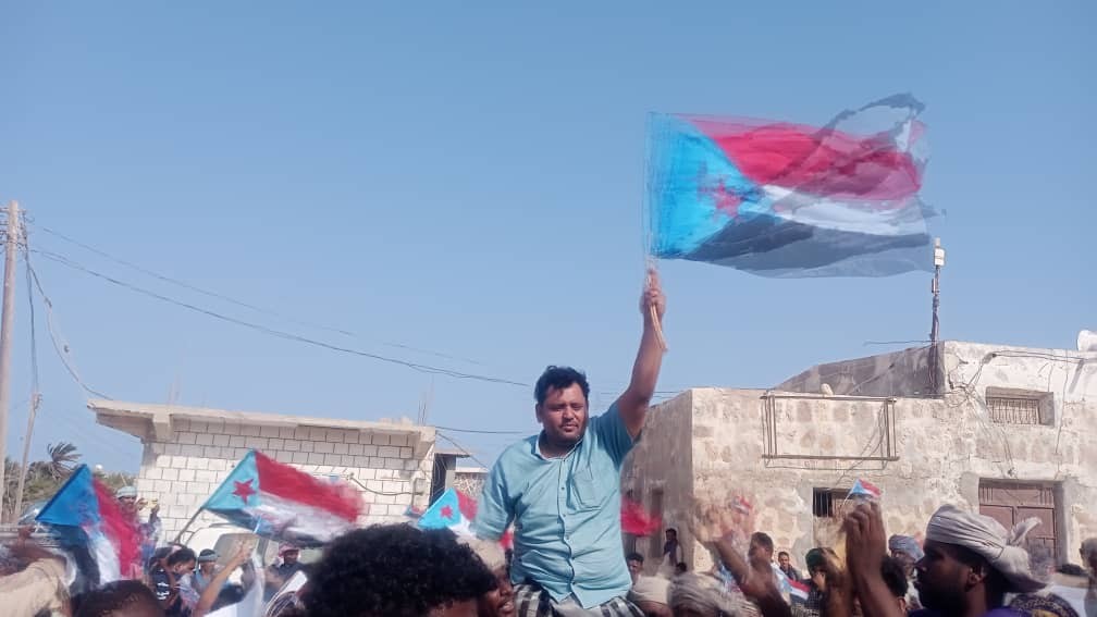 احتشاد جماهيري في قلنسية وعبدالكوري يرفض مشاريع الوصاية والاحتلال ويؤكد التمسك بالسيادة الجنوبية 7 احتشاد جماهيري في قلنسية وعبدالكوري يرفض مشاريع الوصاية والاحتلال ويؤكد التمسك بالسيادة الجنوبية