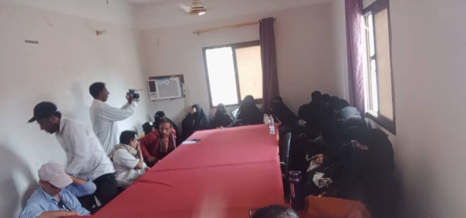 منسقية الانتقالي بجامعة أبين تنظم ندوة حول نقابات عمال الجنوب والتصعيد الشعبي 1 منسقية الانتقالي بجامعة أبين تنظم ندوة حول نقابات عمال الجنوب والتصعيد الشعبي