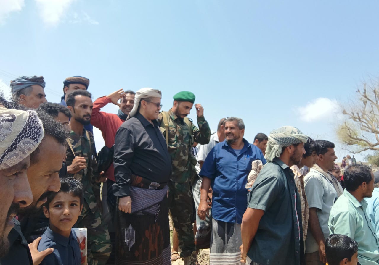 الحالمي يتقدم موكبًا مهيبًا لتشييع الشهيد عبدالرحيم مثنى صالح في ردفان 1 الحالمي يتقدم موكبًا مهيبًا لتشييع الشهيد عبدالرحيم مثنى صالح في ردفان