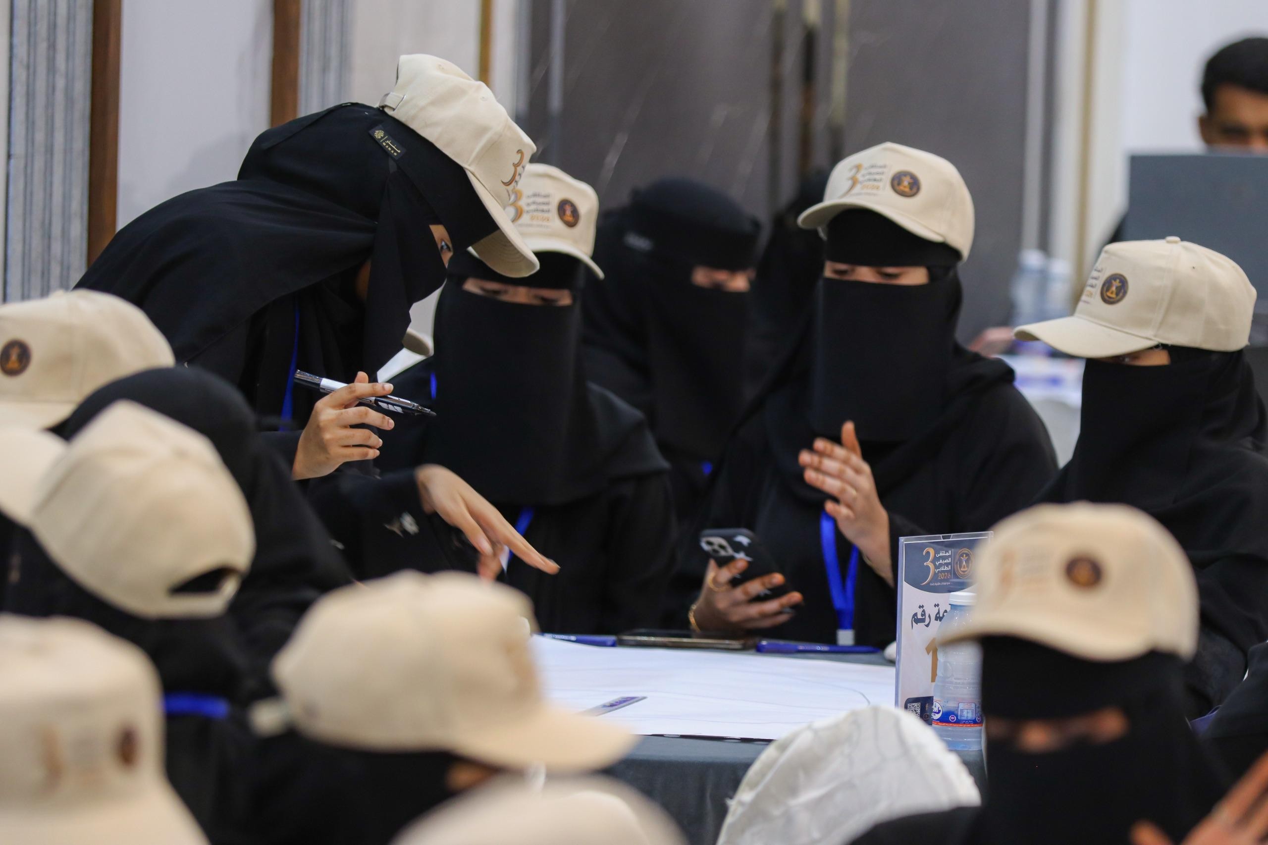 بتنظيم منسقية الانتقالي بجامعة حضرموت.. الملتقى الشبابي يشهد تنفيذ ثلاث ورش تدريبية 3 بتنظيم منسقية الانتقالي بجامعة حضرموت.. الملتقى الشبابي يشهد تنفيذ ثلاث ورش تدريبية
