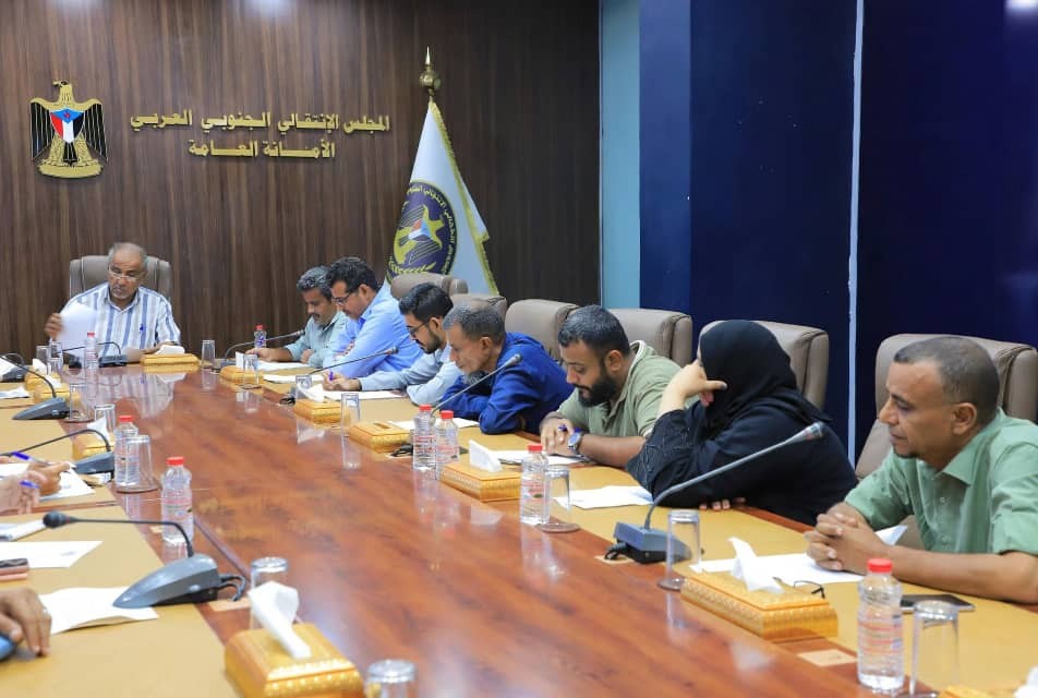 هيئة الشؤون الاجتماعية تدين استمرار اغلاق سلطات الوصاية لمقر اتحاد نقابات عمال الجنوب وتدعو للمشاركة الفاعلة في مليونية ذكرى تأسيس الجيش الجنوبي