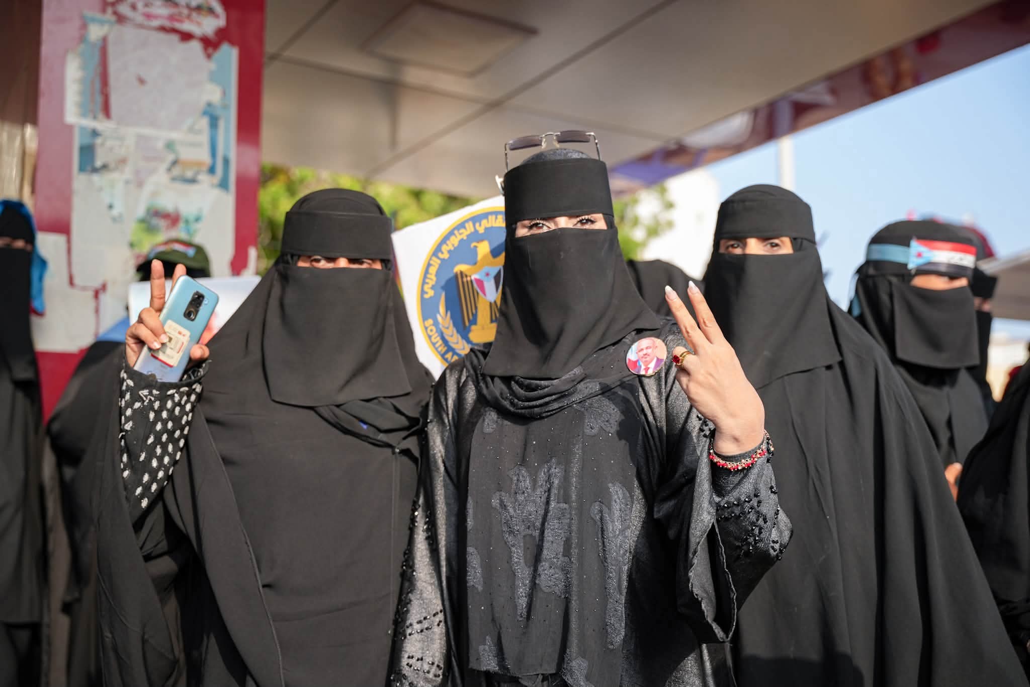 في مليونية ذكرى التأسيس الـ 55.. شعب الجنوب يجدد التفويض الشعبي والسياسي للقوات المسلحة الجنوبية بقيادة الرئيس القائد عيدروس الزُبيدي