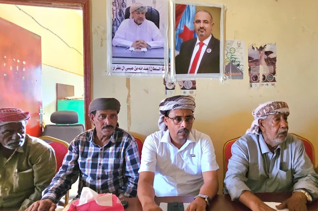 انتقالي سقطرى والمجلس العام لأبناء المهرة وسقطرى يؤكدان توحيد الصفوف وتعزيز الشراكة الوطنية