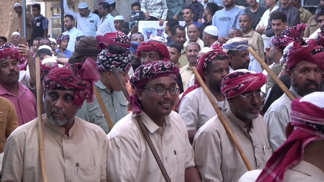 انتقالي وادي وصحراء حضرموت يشارك في فعاليات المطلع السنوي بحافة السوق في تريم 6 انتقالي وادي وصحراء حضرموت يشارك في فعاليات المطلع السنوي بحافة السوق في تريم