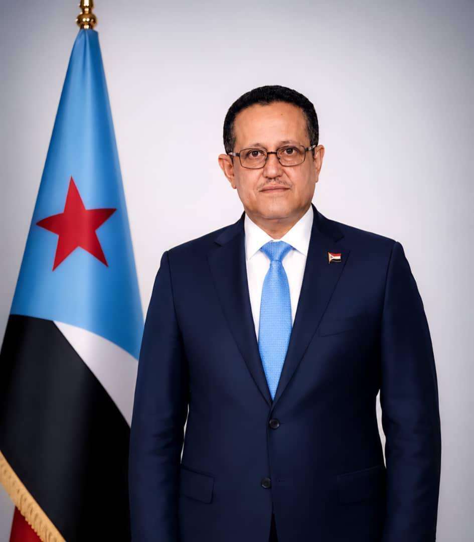 الحالمي يهنئ الرئيس القائد عيدروس الزُبيدي بمناسبة حلول الذكرى الثالثة والستين لثورة الرابع عشر من أكتوبر المجيدة