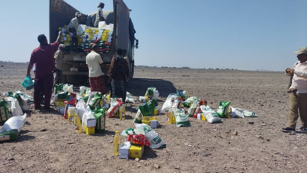بتوجيهات الحالمي.. العجيلي يستقبل قافلة أبناء يافع المفلحي الإغاثية ويرافقها إلى جبهات الصبيحة 1 بتوجيهات الحالمي.. العجيلي يستقبل قافلة أبناء يافع المفلحي الإغاثية ويرافقها إلى جبهات الصبيحة