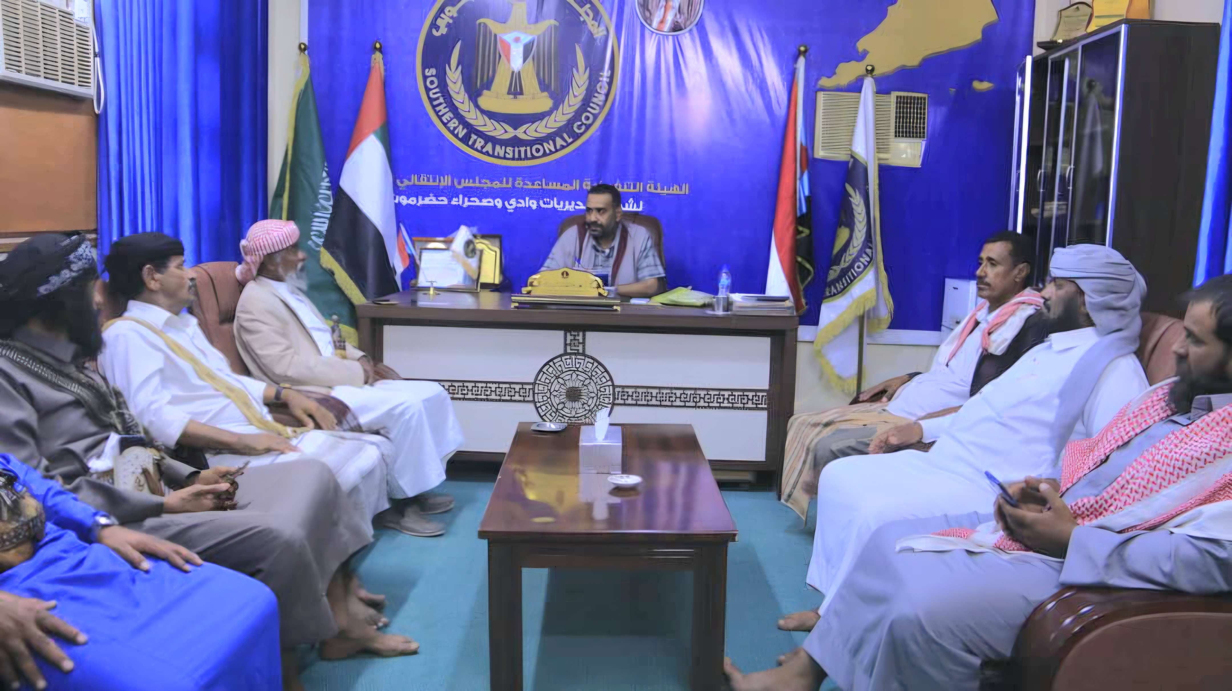 انتقالي وادي وصحراء حضرموت يلتقي عددًا من مشايخ ووجهاء المديريات