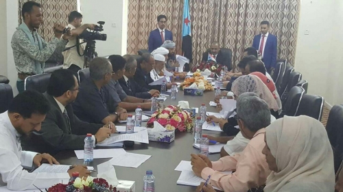 المجلس الانتقالي الجنوبي يعقد اجتماعه الأول في العاصمة عدن