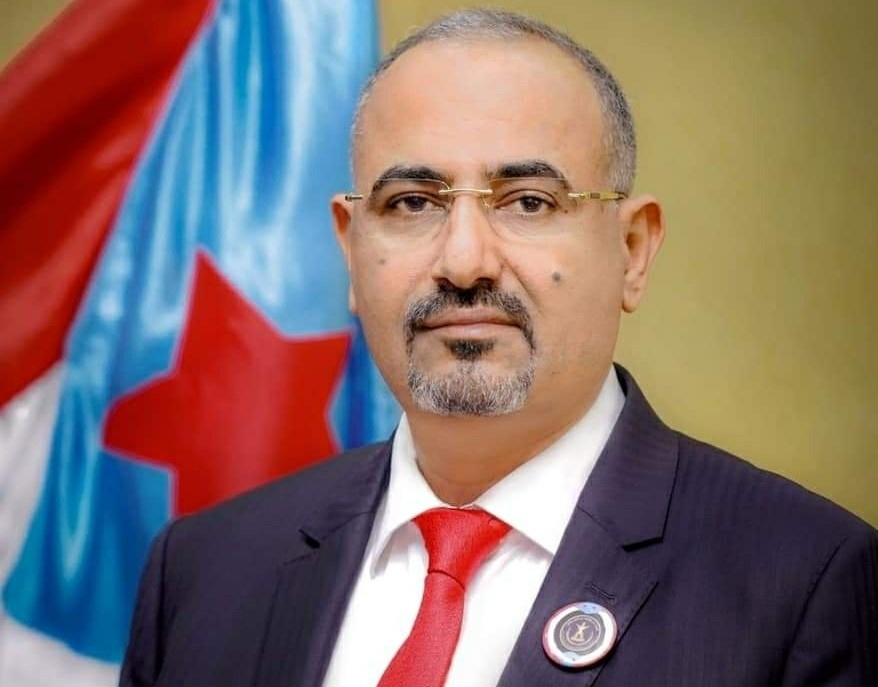 الرئيس الزُبيدي يُعزّي في استشهاد العقيد عبد الحق محمد صالح