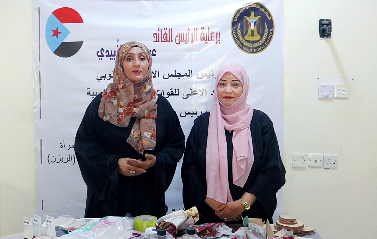 الأمانة العامة تدشن دورة تدريبية في الحرف اليدوية لعدد من فتيات العاصمة عدن