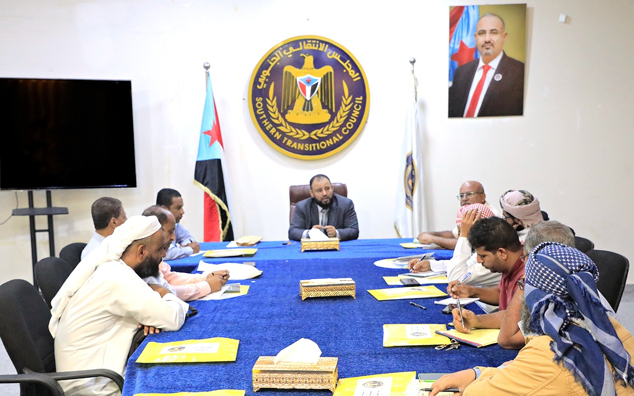 الأمانة العامة تعقد لقاء بإدارة وأقسام الفكر والإرشاد وعددا من الدعاة وخطباء مساجد العاصمة عدن